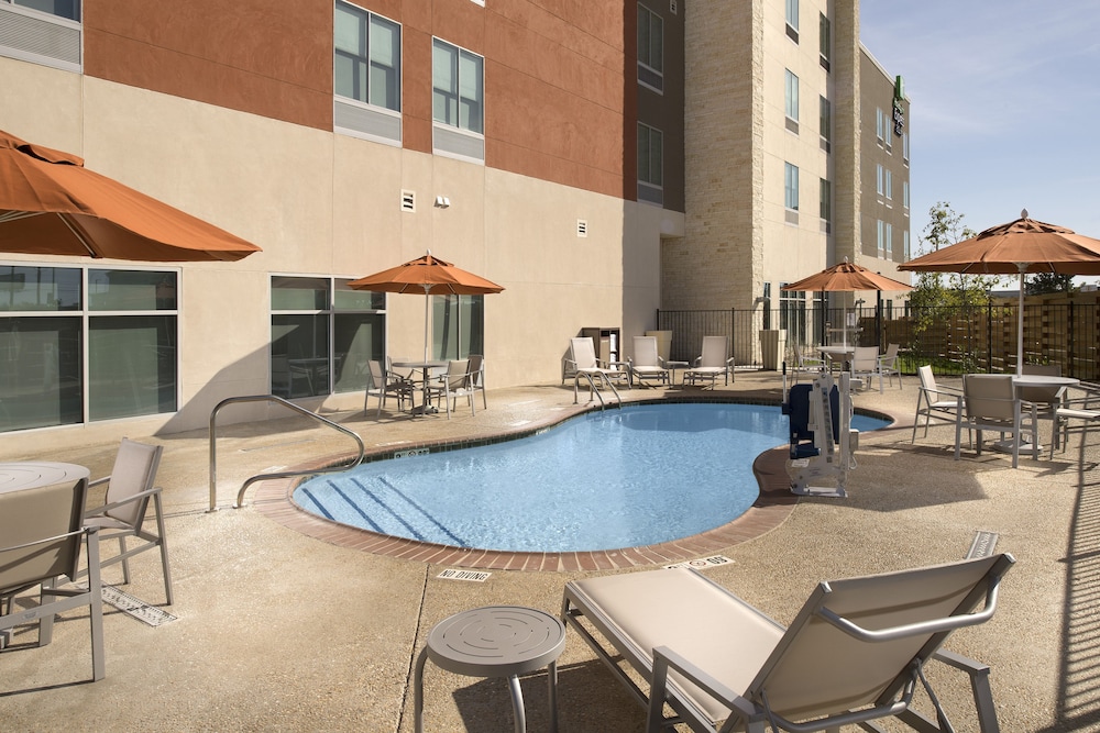 Holiday Inn Express & Suites San Antonio North Windcrest, an IHG