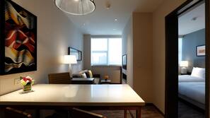Premium bedding, minibar, in-room safe, desk