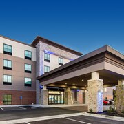 25 Hotels Near Golden Eagle Casino In Horton Brown County