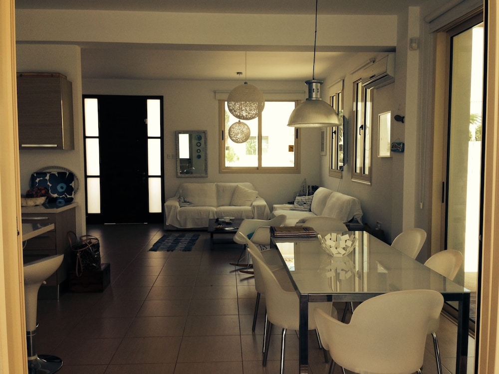 Photo - Riverland Turtle Beach Villa-1min walk to beach