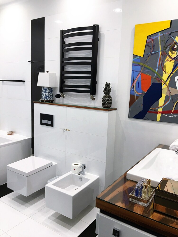 MONDRIAN Luxury Suites & Apartments Krakow Old Town in Kraków Best