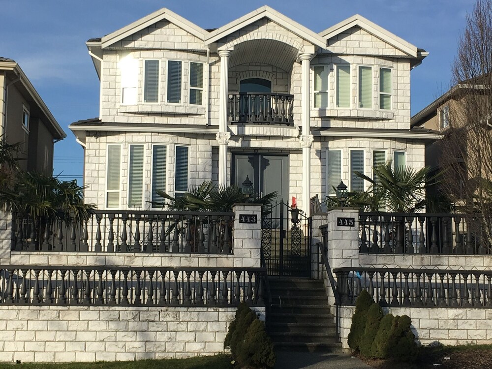 White House Bed And Breakfast Vancouver Bc White House Bed And Breakfast Vancouver Bc