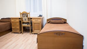 Coffre-forts dans les chambres, fer et planche à repasser sur demande