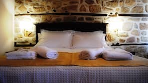 Down comforters, free cribs/infant beds, free WiFi