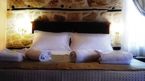Down comforters, free cribs/infant beds, free WiFi
