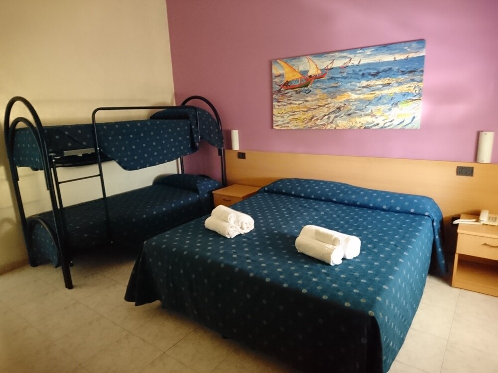 Hotel Riccio In Porto Cesareo Hotel Rates Reviews On Orbitz