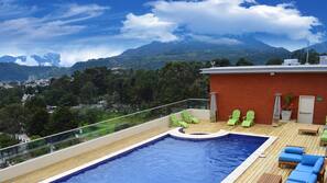 Outdoor pool, pool umbrellas
