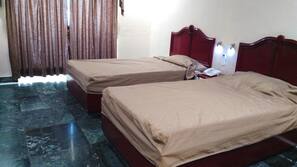 In-room safe, desk, free WiFi, wheelchair access