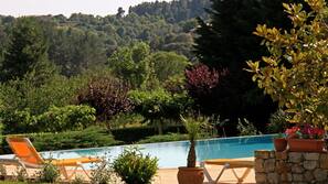 Piscine extérieure