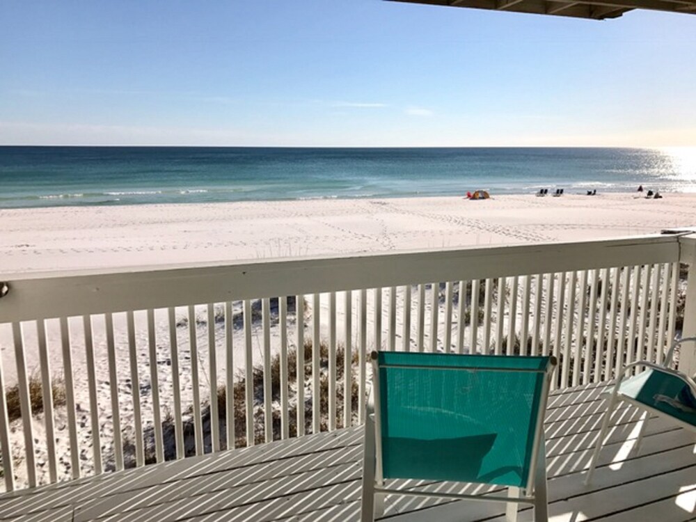 Sandollar Townhomes By Hosteeva 2018 Room Prices Deals Reviews Balcony View Featured Image