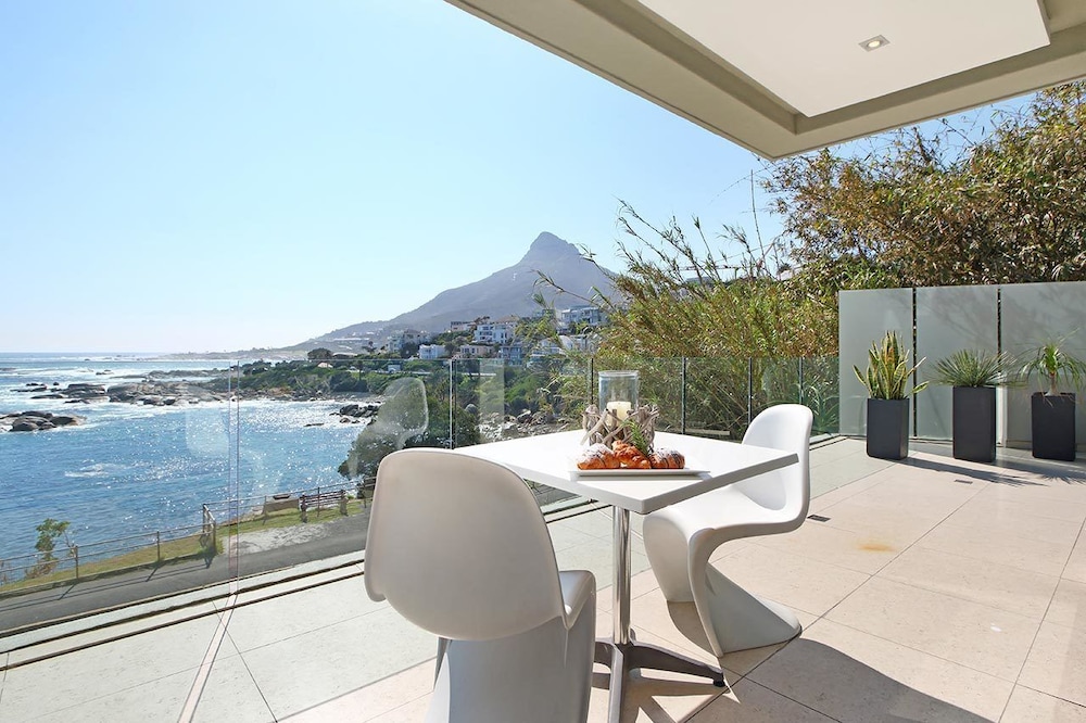 Photo - Azamare Guest House