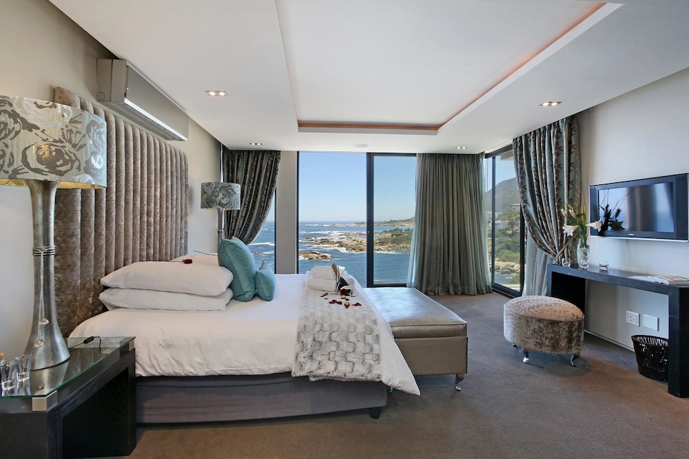 Photo - Azamare Guest House