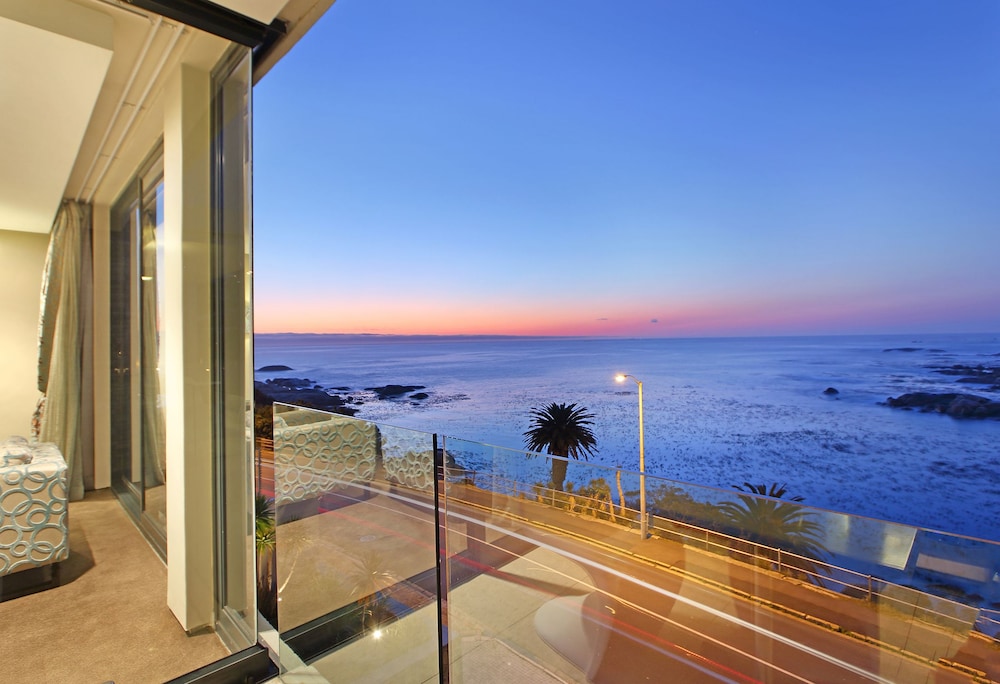 Photo - Azamare Guest House