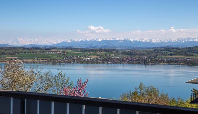 Hotel Restaurant Mont Vully In Haut Vully Expedia