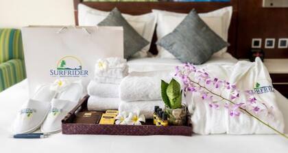 Surfrider Resort Hotel