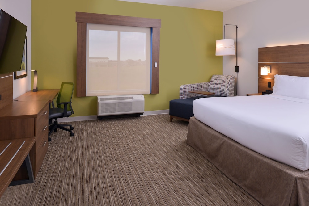 Holiday Inn Express Spring Hill, an IHG Hotel