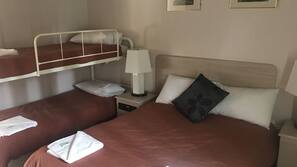 Iron/ironing board