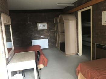 Cooba Holiday Motel Deals Reviews Cootralantra Aus Wotif Stream tracks and playlists from cooba on your desktop or mobile device. cooba holiday motel deals reviews