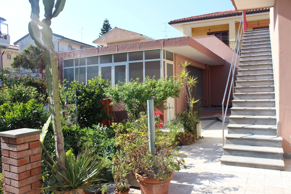 B&B President Palace, Casa Vacanze CT,Holiday Apartment CT, Appartamento Vacanze CT,Dormire Riposto