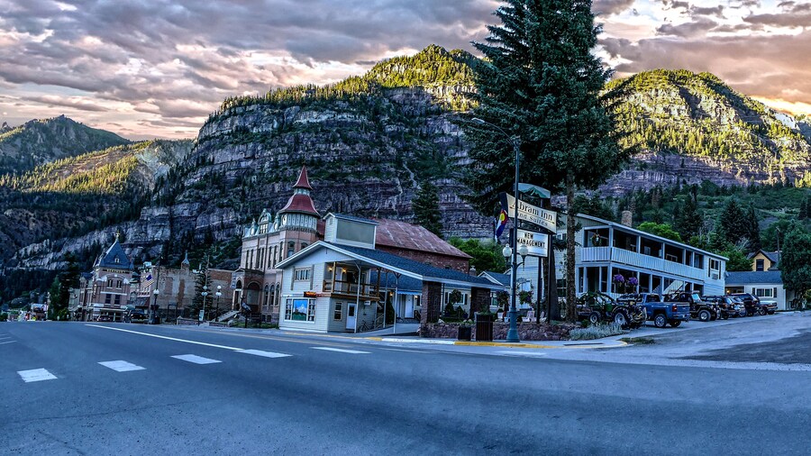 Abram Inn & Suites