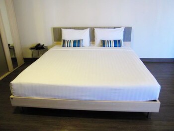 Samran Place Hotel Reviews Photos Rates Ebookerscom - 