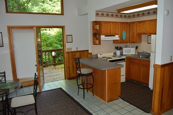 Cheat River Lodge And Cabins Deals Reviews Elkins Usa Wotif