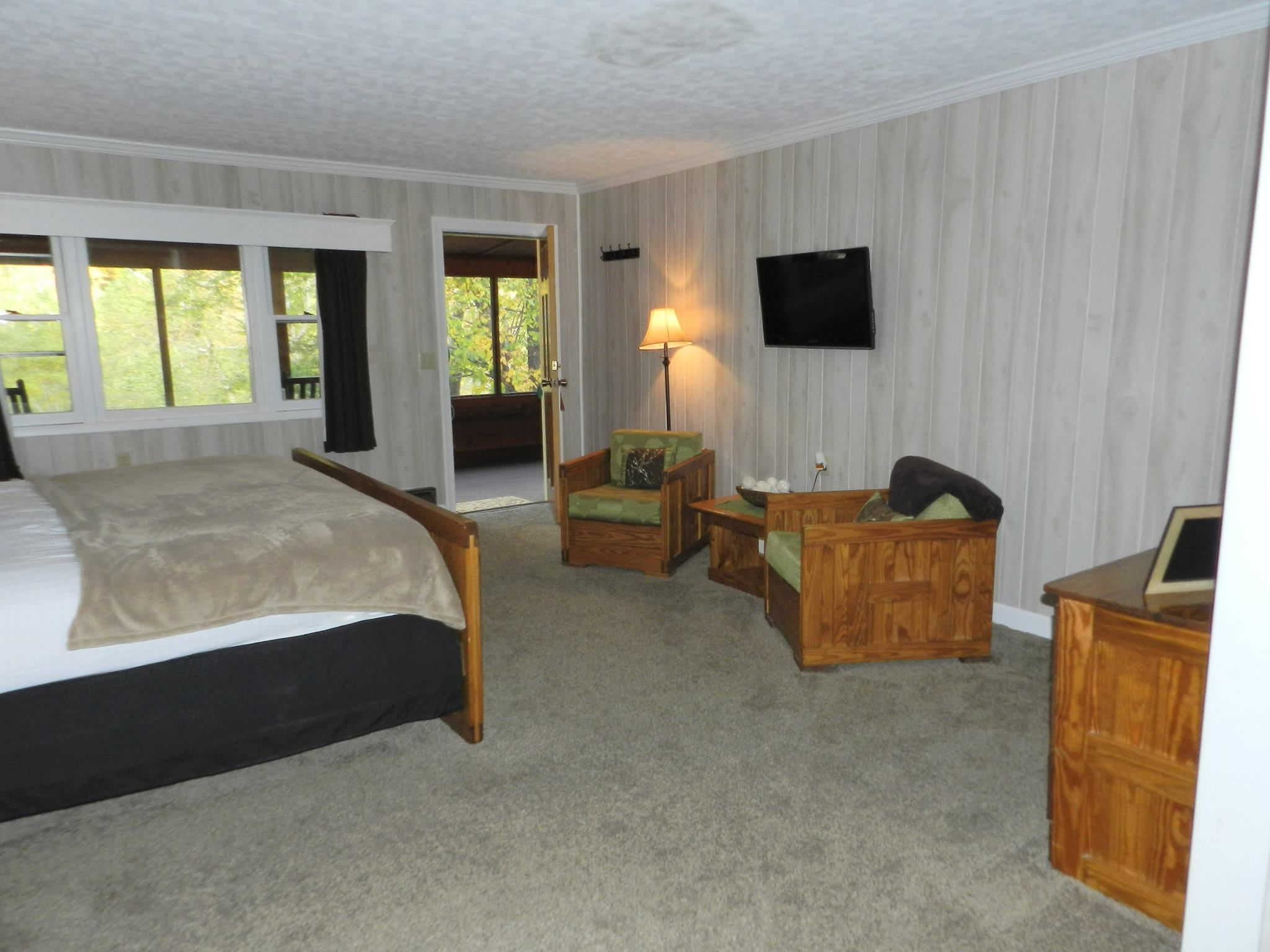 Cheat River Lodge And Cabins In Elkins Wv Expedia