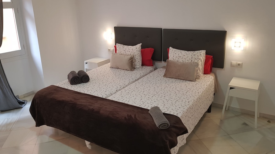 Fan Suites Duquesa
