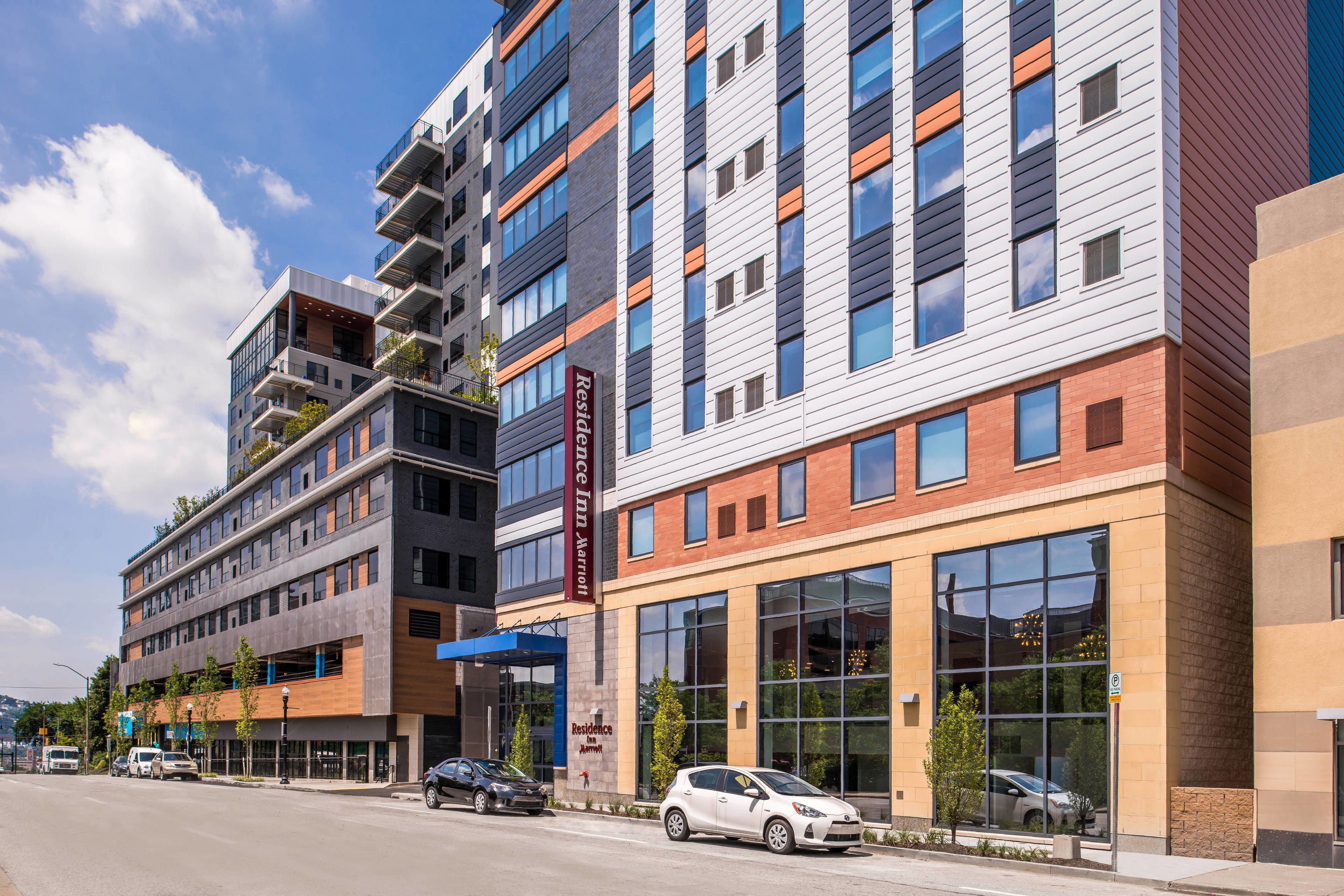 hotels pittsburgh southside works