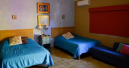 Hotel Casa Alvarada