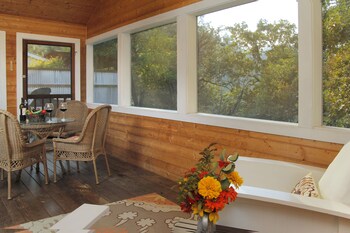 Coho Cottages Eureka 2020 Room Prices Reviews Travelocity