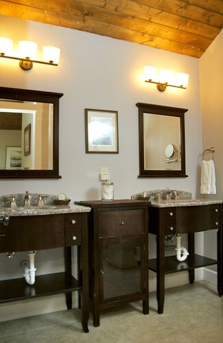 Coho Cottages Willow Creek Usa Lastminute Co Nz