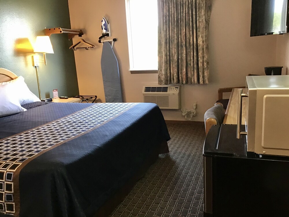 Travelodge by Wyndham Worland, Worland 86 Room Prices & Reviews
