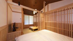 In-room safe, laptop workspace, free WiFi