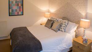 Premium bedding, free WiFi