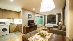 In-room safe, desk, rollaway beds, free WiFi