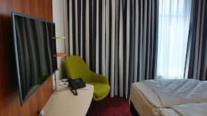 In-room safe, desk, soundproofing, iron/ironing board