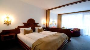 Minibar, in-room safe, desk, free cribs/infant beds