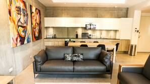 Flat-screen TV, fireplace