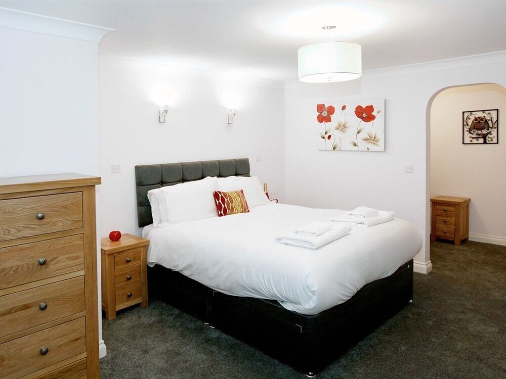 Austen's Luxury Apartments Deals & Reviews (Torquay, GBR) Wotif