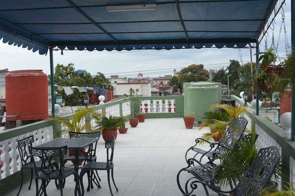 Ivan y Lily in Cienfuegos, Cuba