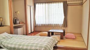 In-room safe, free WiFi
