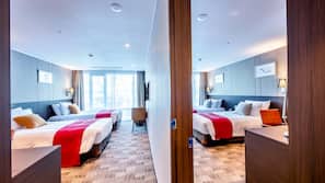 In-room safe, desk, blackout curtains, free WiFi