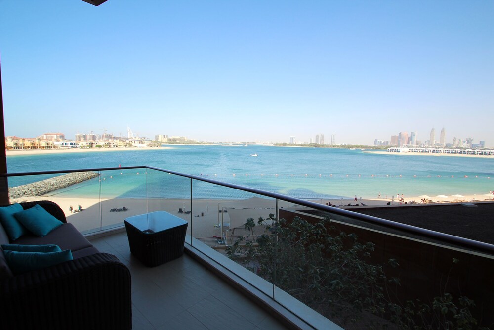 Kennedy Towers Tiara Diamond Dubai Are Lastminuteconz - 