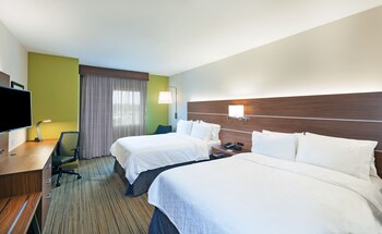 Holiday Inn Express & Suites Lenexa - Overland Park Area