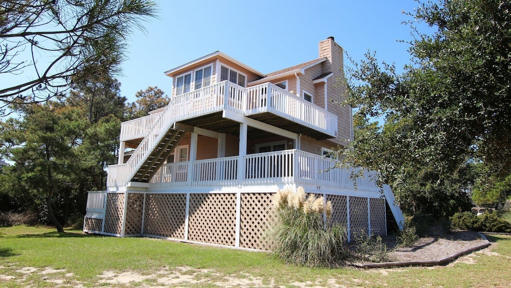 Captains Quarters 5 Br Home In Corolla Hotel Rates