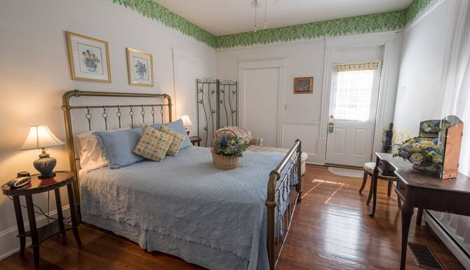 Southern Wind Inn Bed Breakfast In St Augustine Fl Expedia