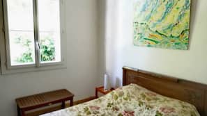 1 chambre, fer et planche à repasser, Wi-Fi gratuit