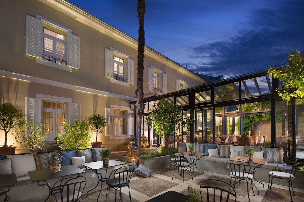 4 Star Hotels