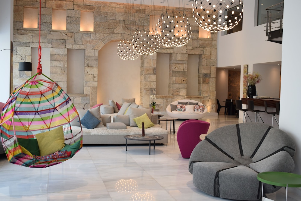Athenaeum Grand Hotel 2018 Room Prices 50 Deals Reviews Expedia City Shuttle Featured Image Lobby